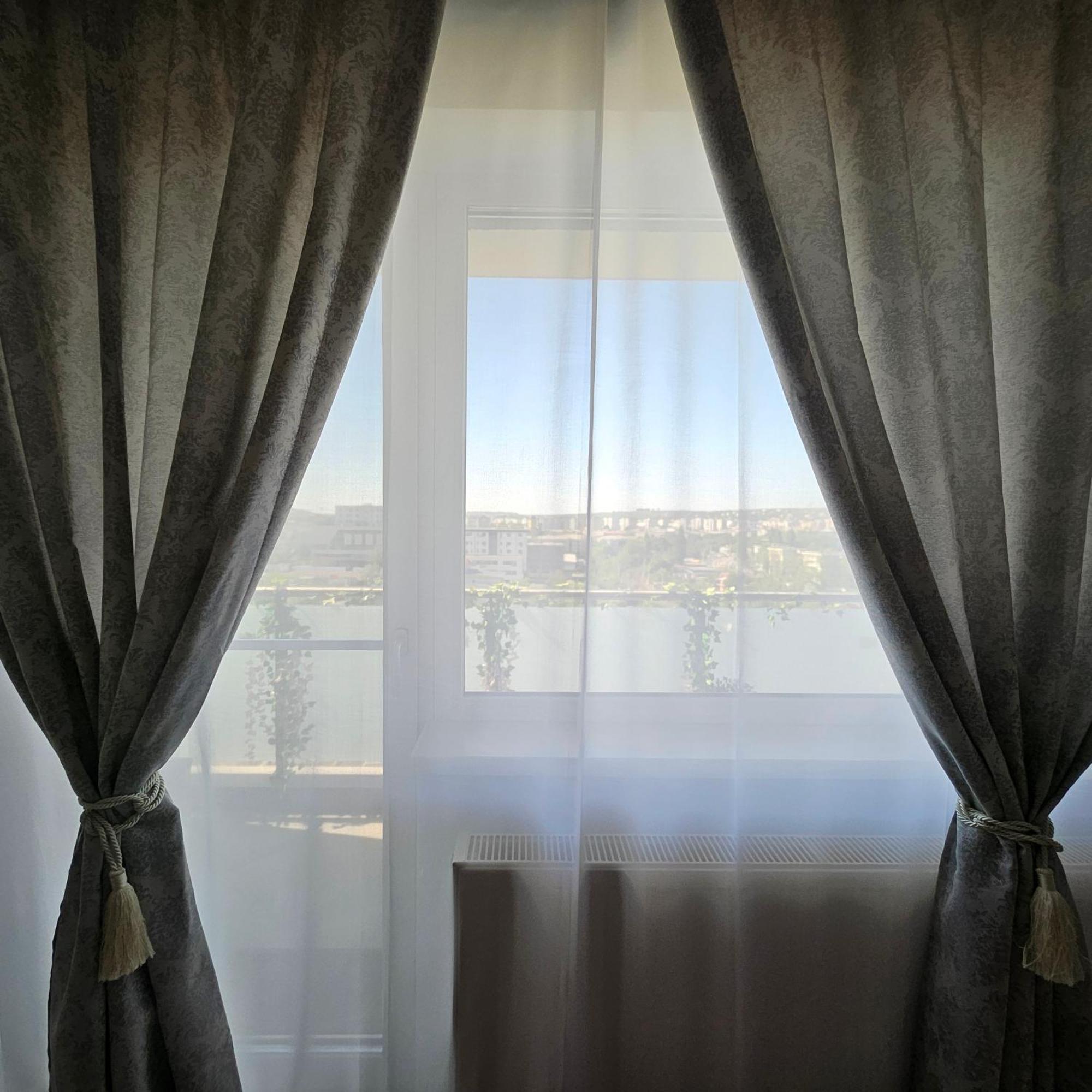 Apartment Rainbow Pink - Free Parking- Zona Spital Recuperare *